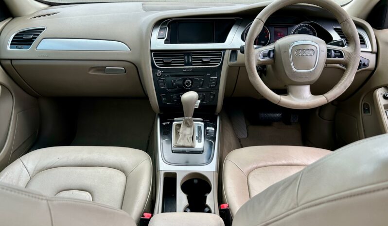 
								Audi A4 1.8T Ambition full									