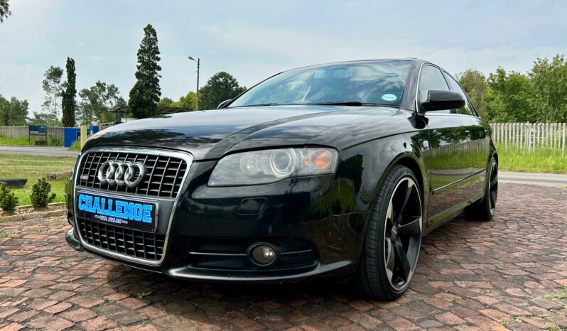 
								Audi A4 2.0 TFSI full									