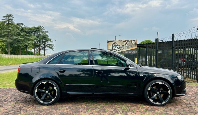 
								Audi A4 2.0 TFSI full									