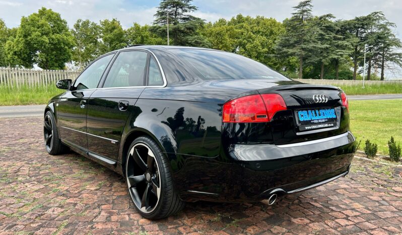 
								Audi A4 2.0 TFSI full									