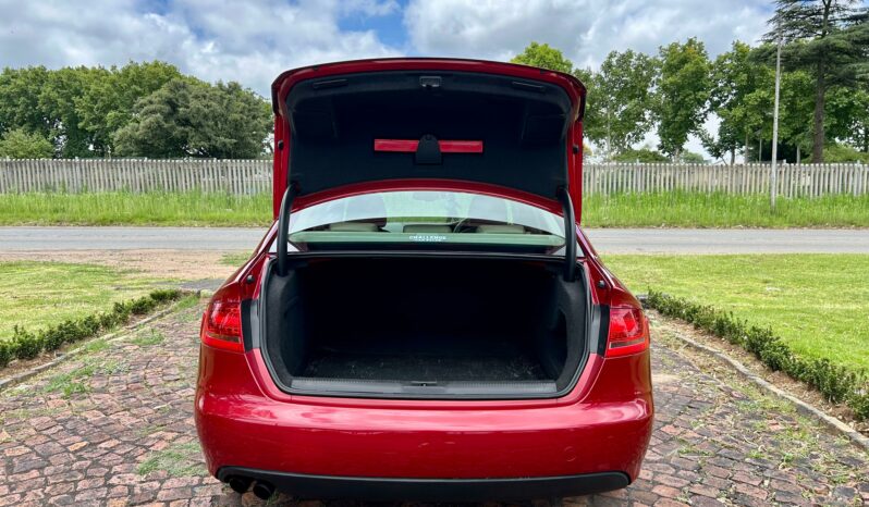 
								Audi A4 1.8T Ambition full									