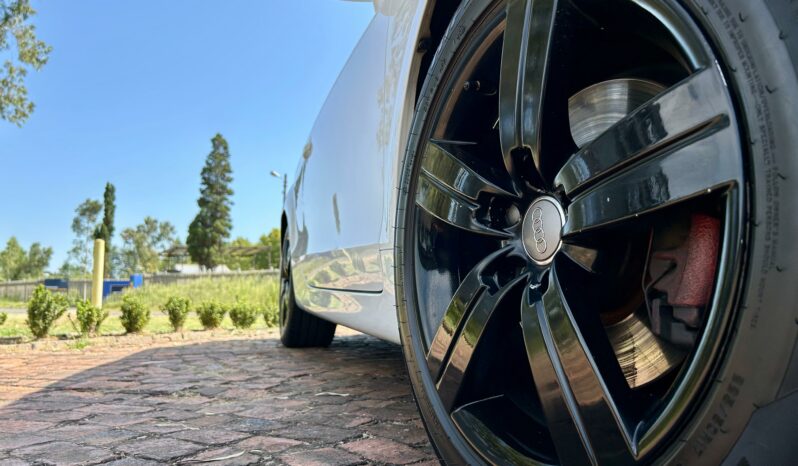 
								Audi TT Coupe 2.0 TFSI full									