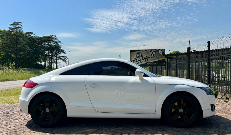 
								Audi TT Coupe 2.0 TFSI full									