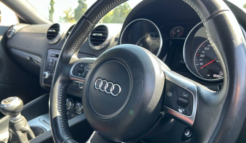 
								Audi TT Coupe 2.0 TFSI full									