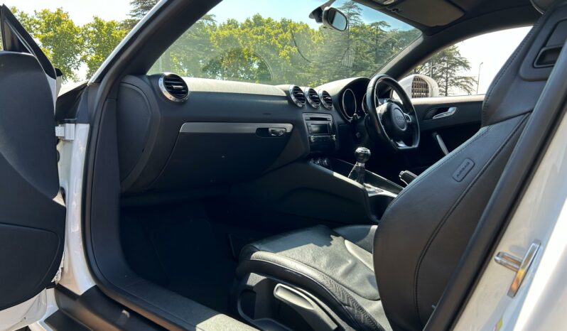 
								Audi TT Coupe 2.0 TFSI full									