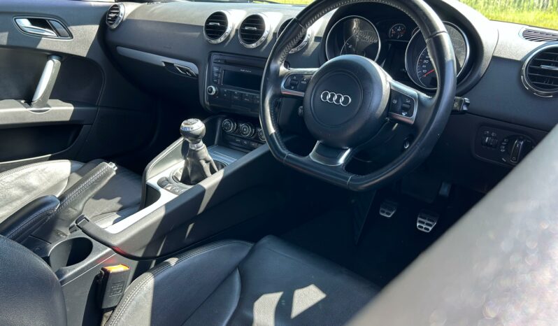 
								Audi TT Coupe 2.0 TFSI full									