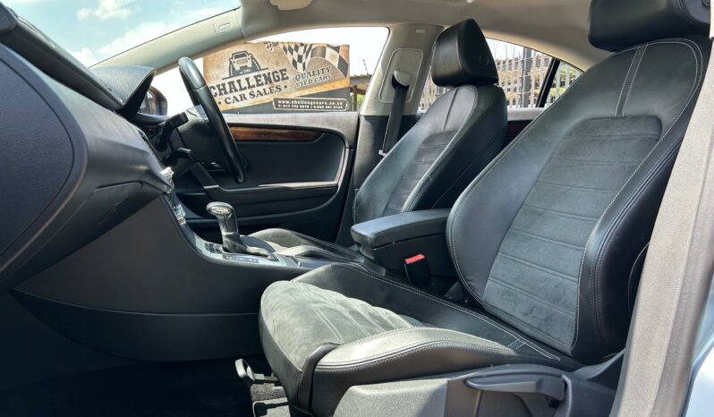 
								Volkswagen CC 2.0 TSI DSG full									