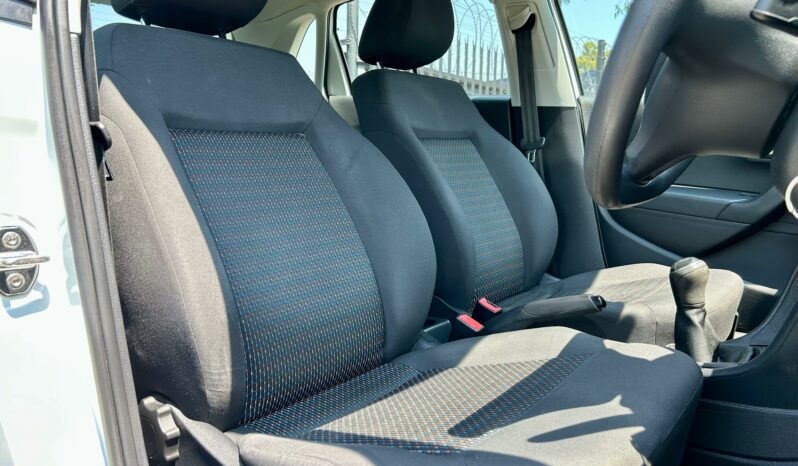 
								Volkswagen Polo Vivo 1.4 Trendline full									