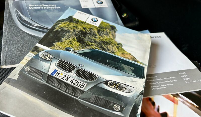 
								BMW 330i Convertible M Sport full									