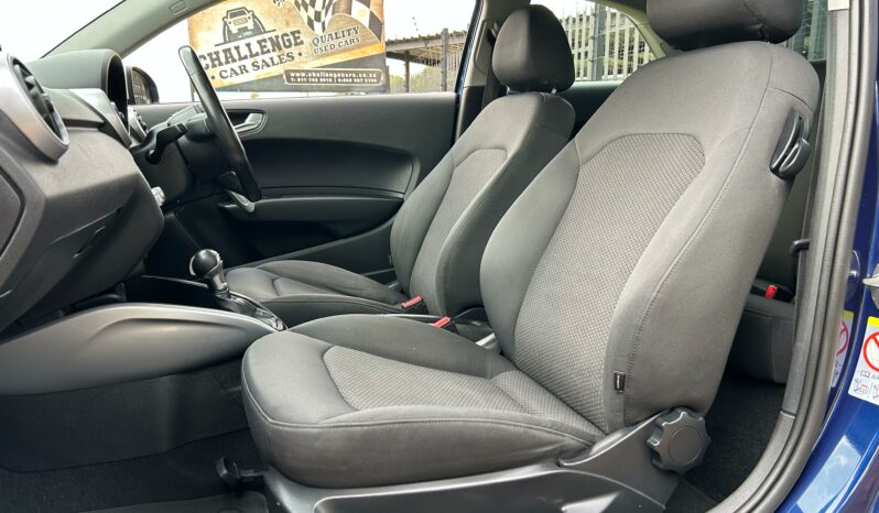 
								Audi A1 1.0 TFSI S | 25 TFSI full									