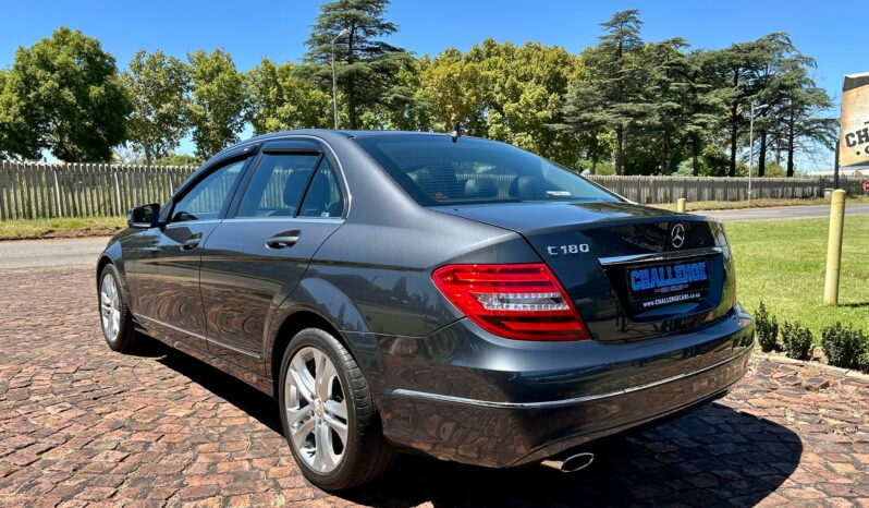 
								Mercedes-Benz C180 Avantgarde full									