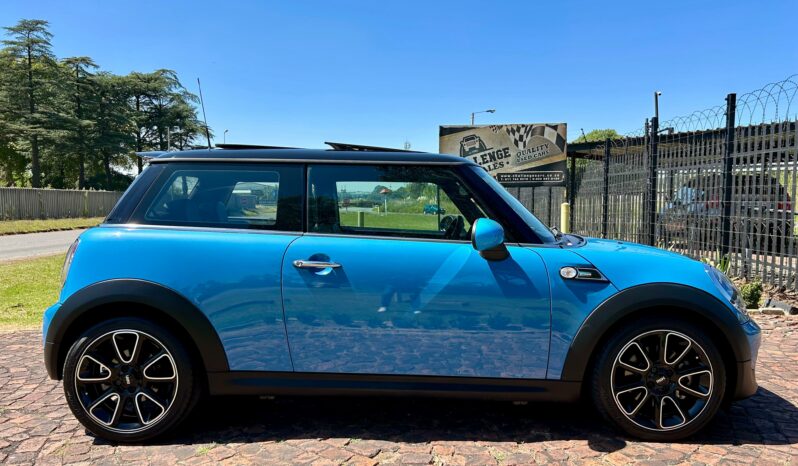 
								MINI Cooper S Bayswater edition full									