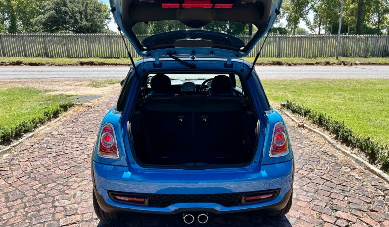
								MINI Cooper S Bayswater edition full									