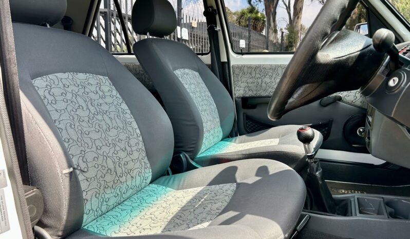 
								Volkswagen Citi 1.4i full									