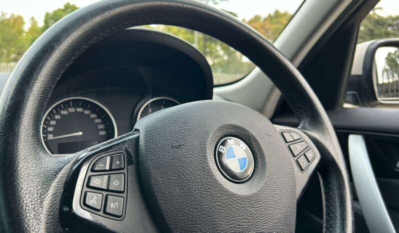 
								BMW X3 2.0D Auto full									