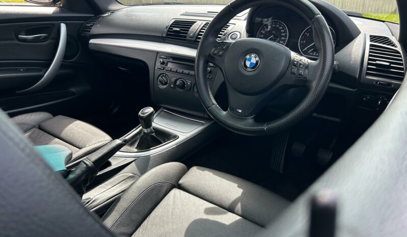 
								BMW 125i Coupe M Sport full									