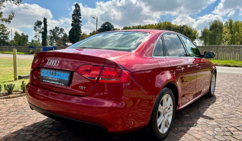 
								Audi A4 1.8 T Ambition full									