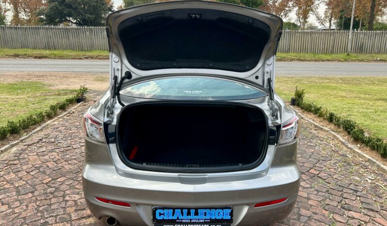 
								Mazda 3 2.0 Individual full									
