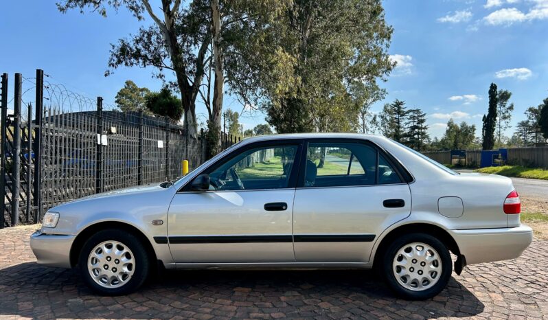 
								Toyota Corolla 180i GLE Auto full									