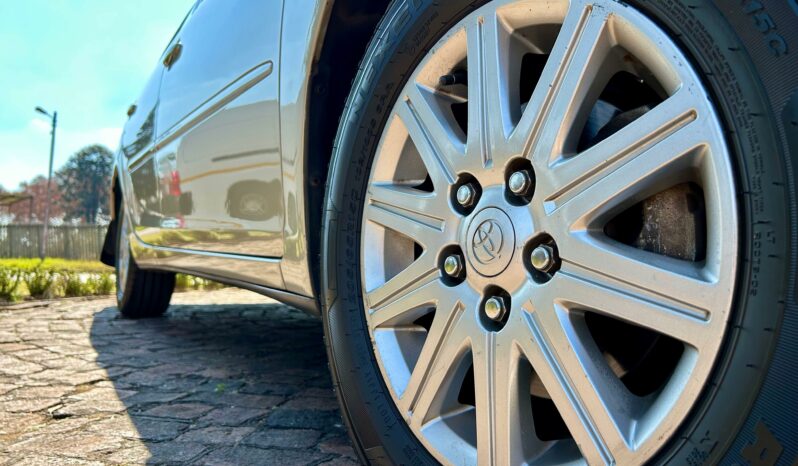 
								Toyota Camry 2.4 XLi Auto full									