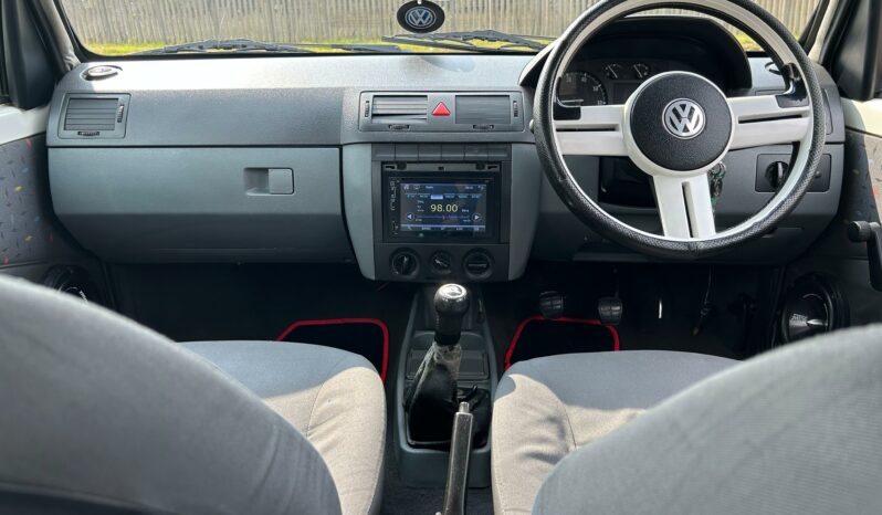 
								Volkswagen Citi 2.0 8V full									