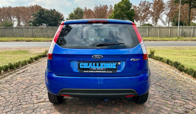 
								Ford Figo 1.4 Ambiente full									