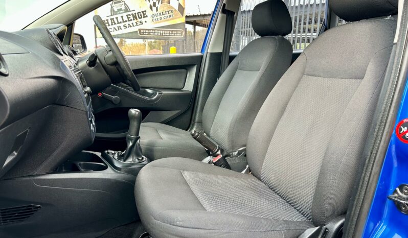 
								Ford Figo 1.4 Ambiente full									