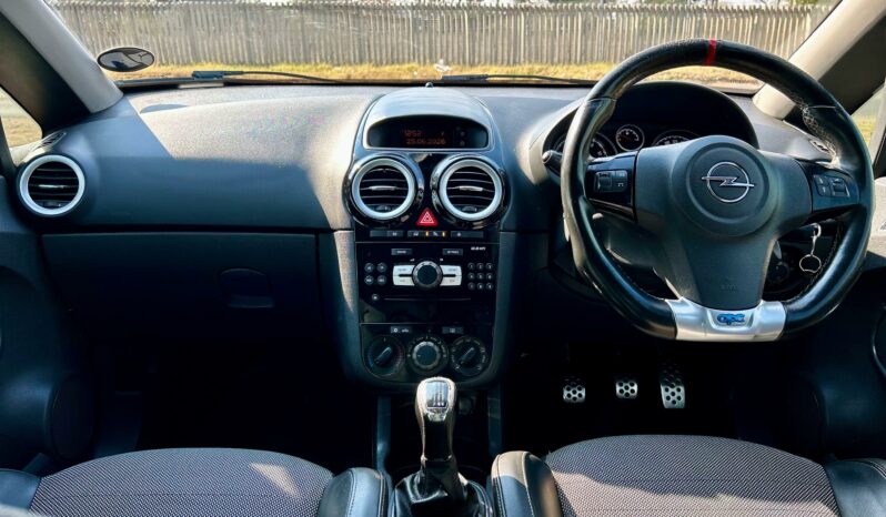 
								Opel Corsa OPC full									