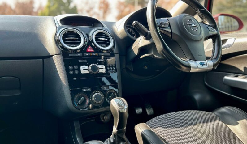
								Opel Corsa OPC full									