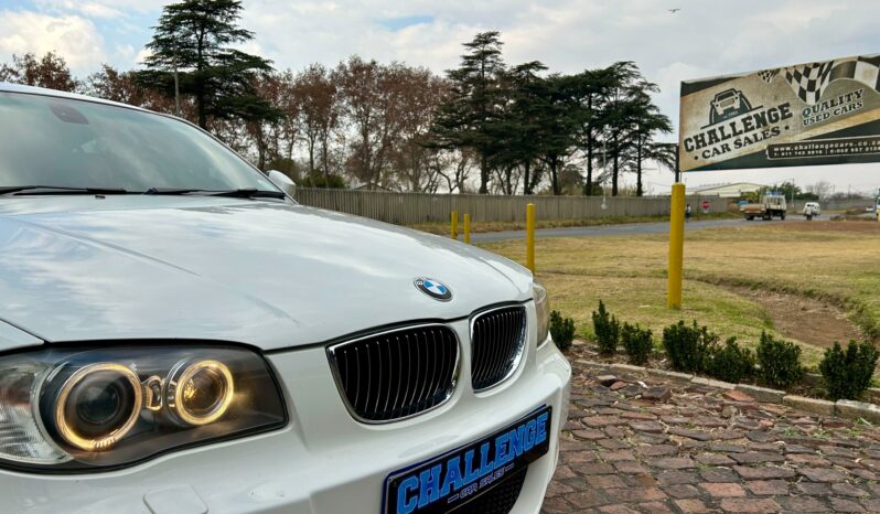 
								BMW 1 Series 130i M Sport full									
