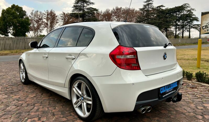 
								BMW 1 Series 130i M Sport full									