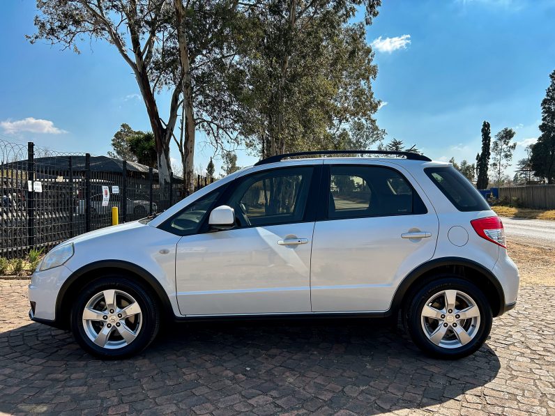 
								Suzuki SX4 2.0 full									
