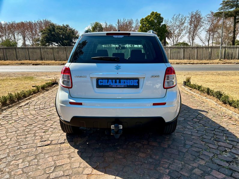 
								Suzuki SX4 2.0 full									