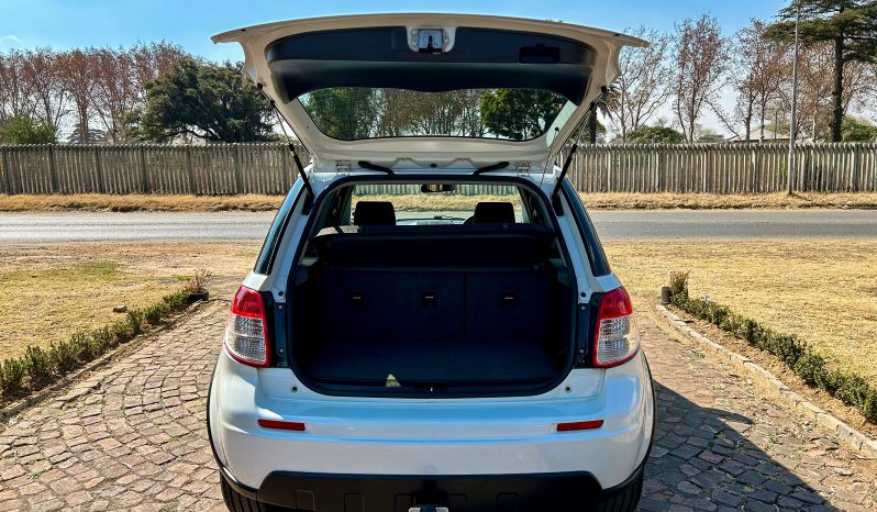 
								Suzuki SX4 2.0 full									