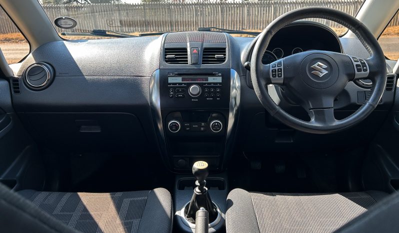 
								Suzuki SX4 2.0 full									