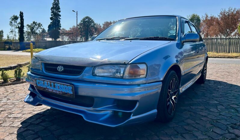 
								Toyota Corolla 180i GLE full									