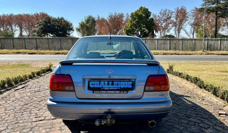 
								Toyota Corolla 180i GLE full									