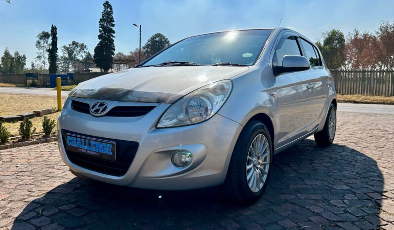 
								Hyundai i20 1.6 GLS full									