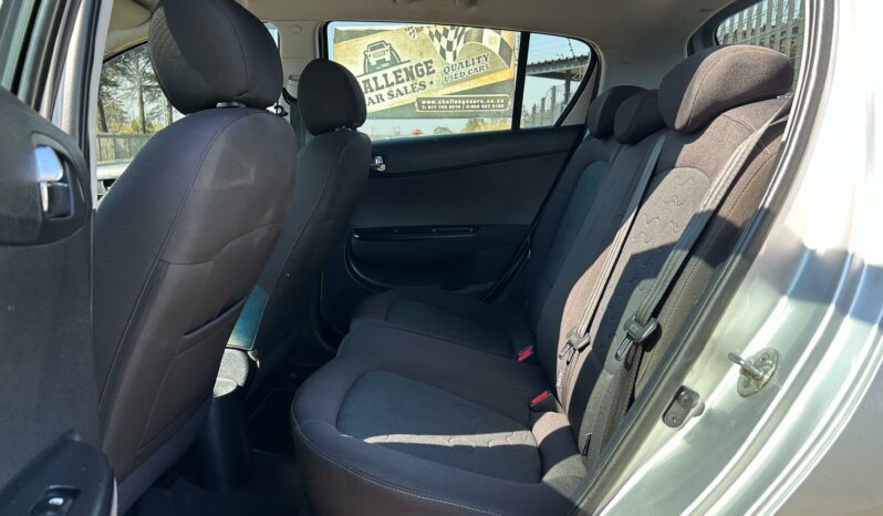 
								Hyundai i20 1.6 GLS full									