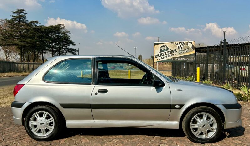 
								Ford Fiesta 1600 RSi full									