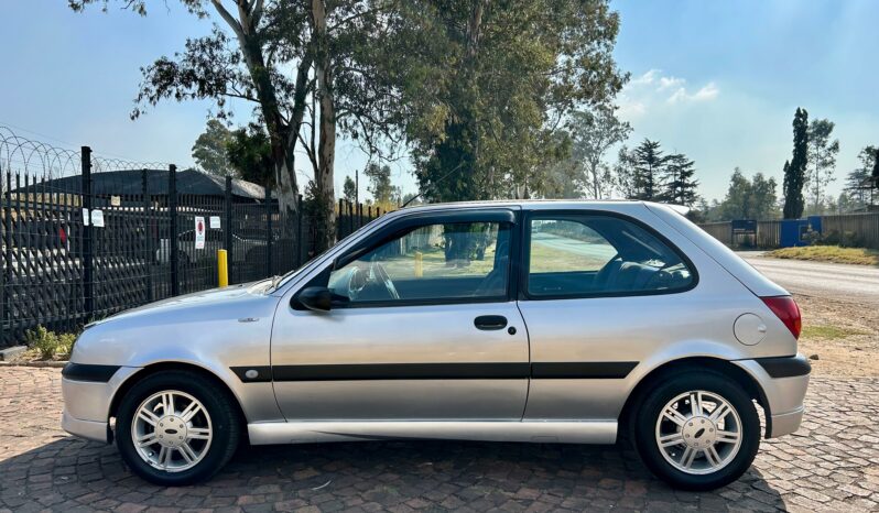 
								Ford Fiesta 1600 RSi full									