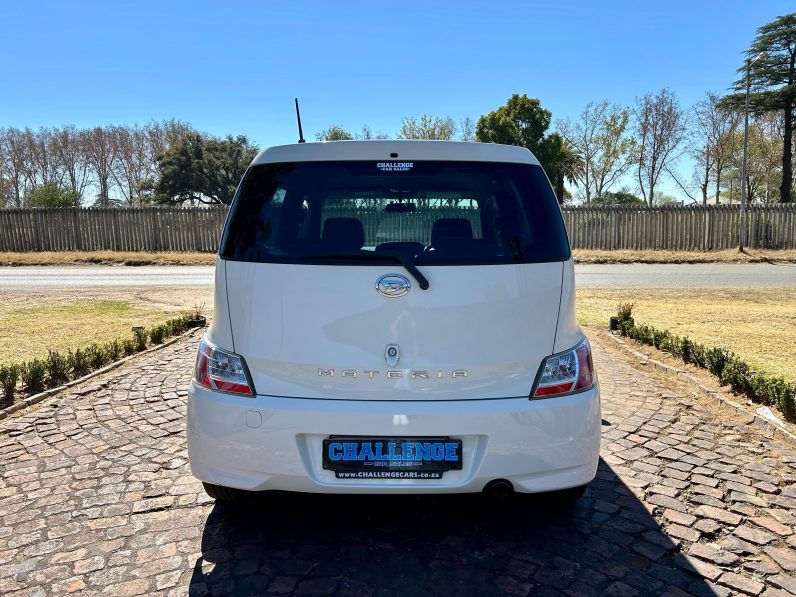 
								Daihatsu Materia 1.5 full									