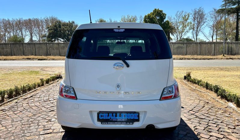 
								Daihatsu Materia 1.5 full									