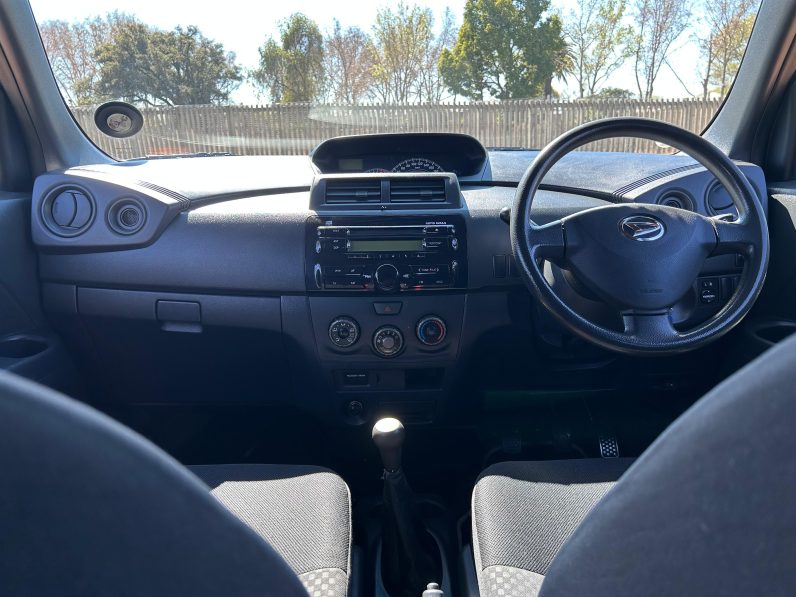 
								Daihatsu Materia 1.5 full									