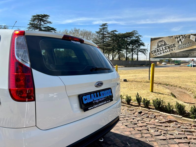
								Ford Figo 1.4 Ambiente full									