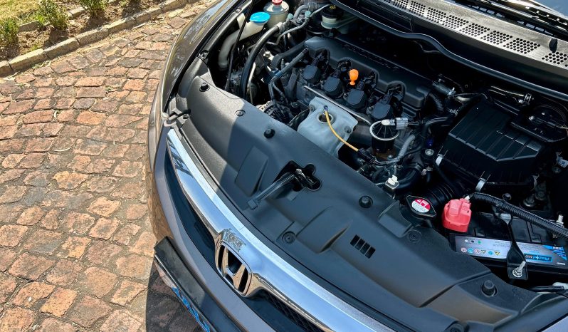 
								Honda Civic 1.8 VXi full									