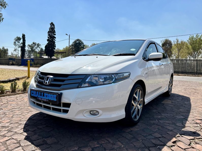 
								Honda Ballade 1.5 Elegance full									