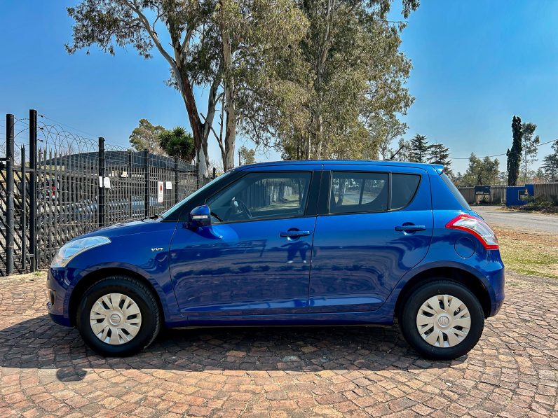 
								Suzuki Swift 1.2 GL full									