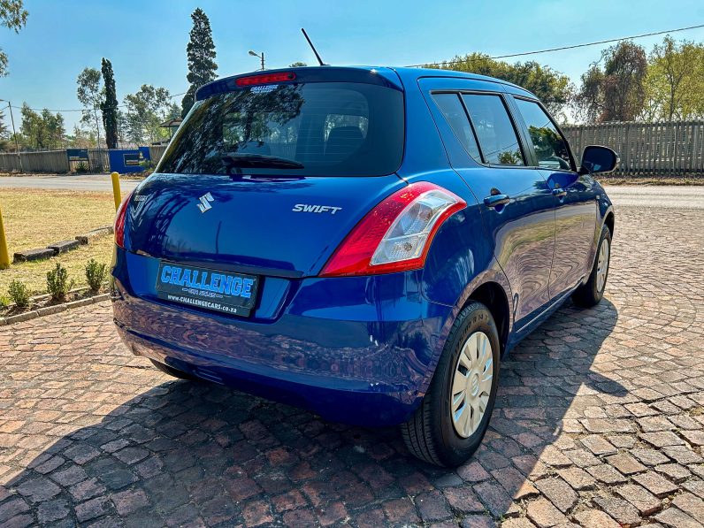 
								Suzuki Swift 1.2 GL full									