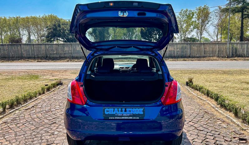 
								Suzuki Swift 1.2 GL full									